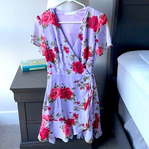 Short sleeve floral print wrap dress